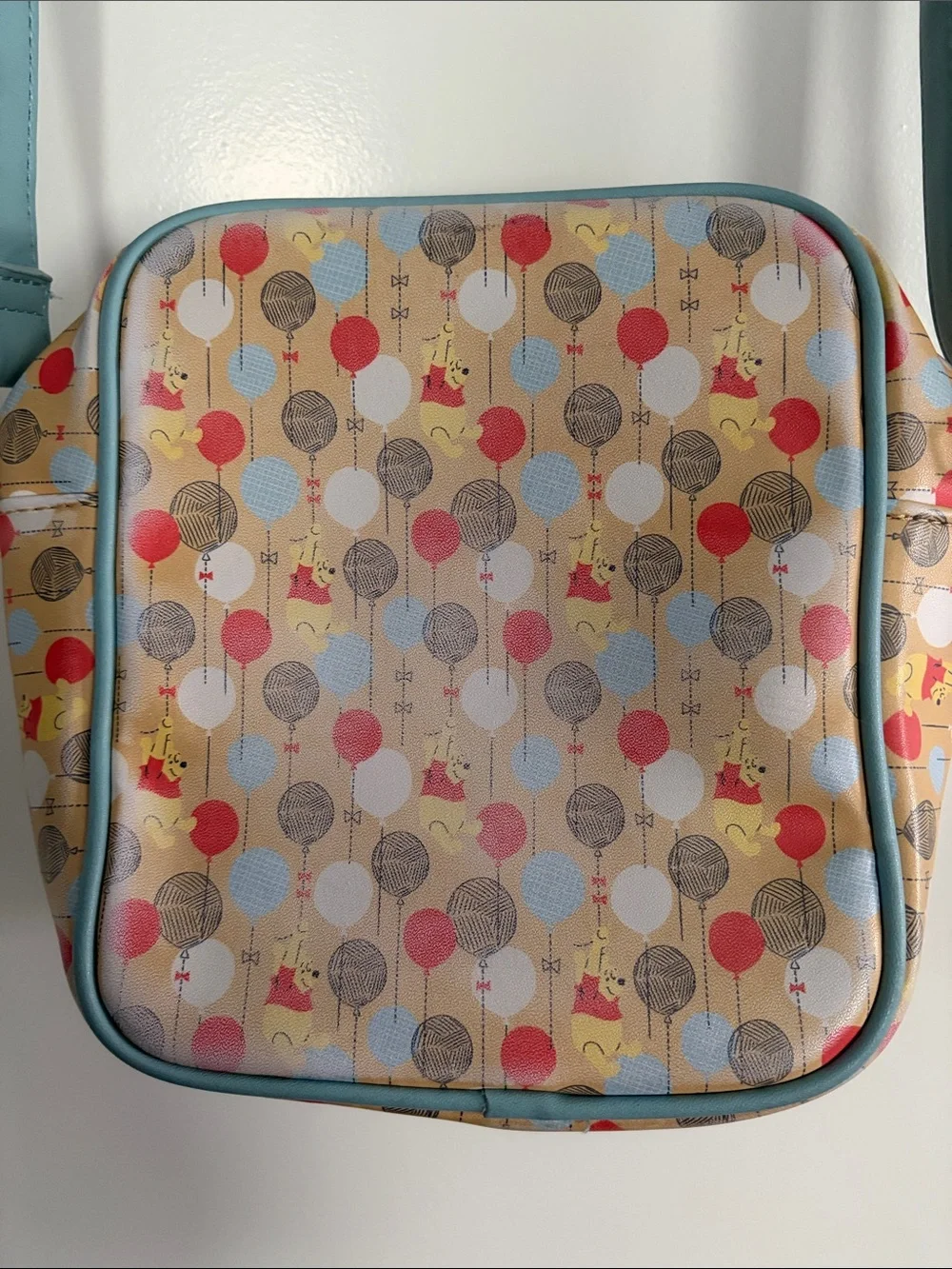 Loungefly Disney‎ Beige Winnie the Pooh Balloon Crossbody Bag with Blue Trim